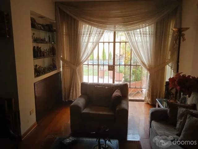VENDO HERMOSA CASA CON PISCINA EN SAN ISIDRO — foto 6