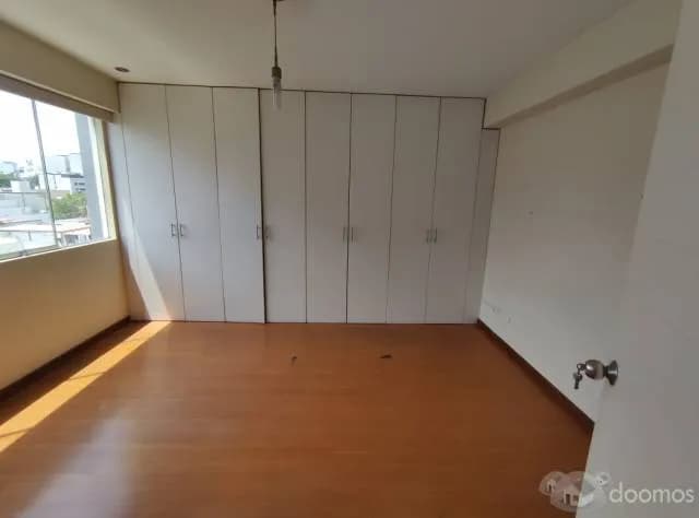 Se vende Dúplex en Calle Samuel Márquez en Miraflores — foto 8