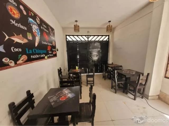 casa con negocio en plena avenida altamente comercial — foto 1