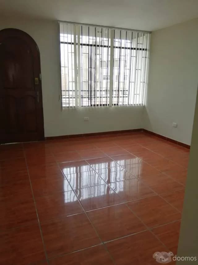 ALQUILER DE HABITACIÓN PARA SEÑORITAS — foto 1