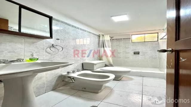Se Alquila - Amplio Departamento - En Miraflores La Aurora — foto 7
