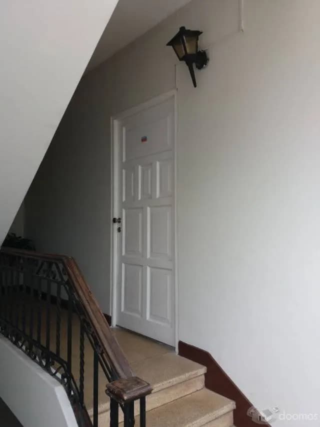 DEPARTAMENTO EN MIRAFLORES, LIMITE CON SURQUILLO — foto 2