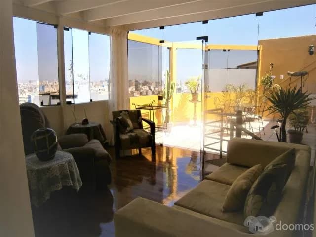 SAN ISIDRO SE VENDE DEPARTAMENTO  DUPLEX CODIGO KDV-801 / EN PISO 18 / CON EXCELENTE ASCENSOR — foto 4