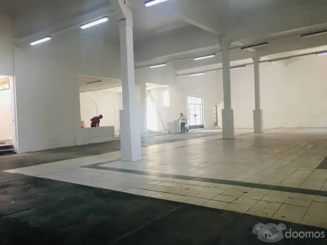 Alquiler de Local Comercial Calle Libertad Piura — foto 3