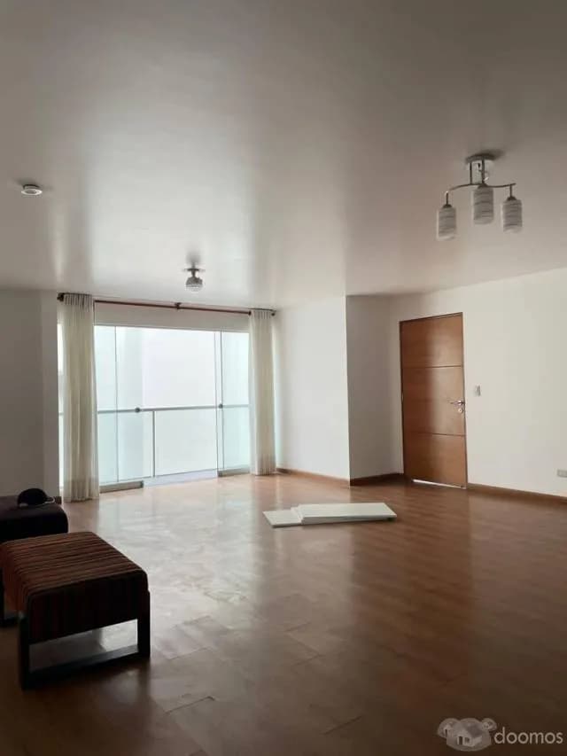 ALQUILO MODERNO Y AMPLIO DEPARTAMENTO EN CASUARINAS SUR SURCO — foto 1