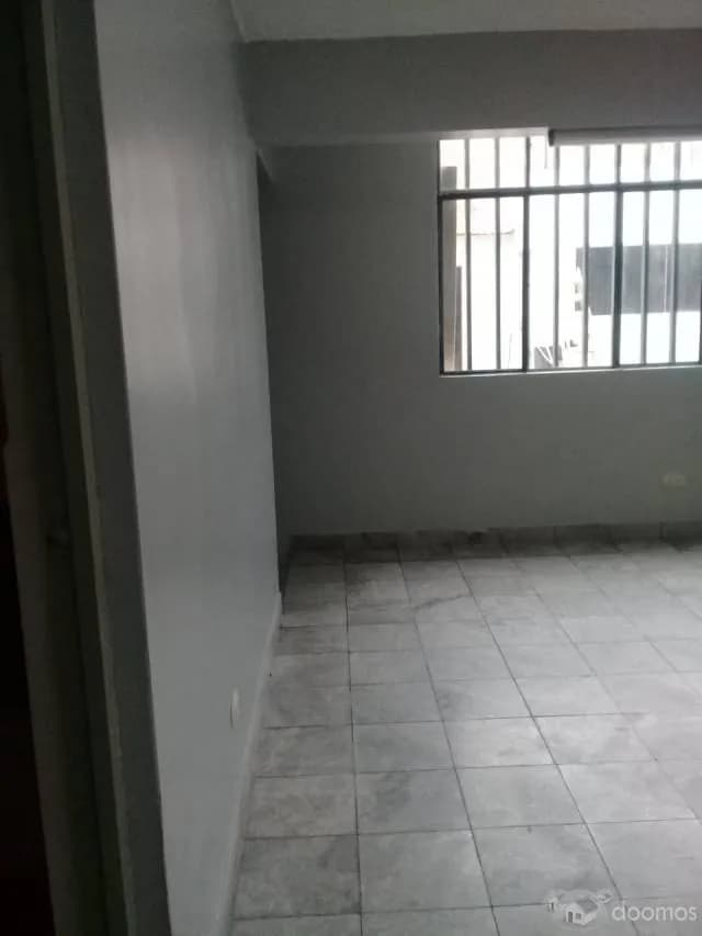 DEPOSITO EN SURQUILLO — foto 11