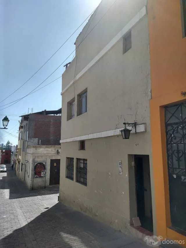 venta de casa barrio tradicional san lazaro — foto 1