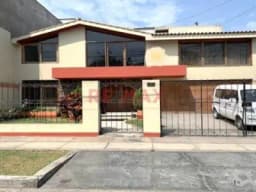 Ideal Casa Familiar En La Molina Urb San Cesar