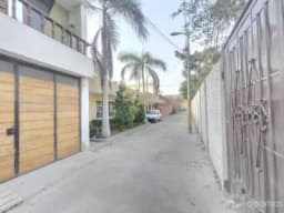 VENDÓ TERRENO DE 100M2 (10X10) EN COMAS