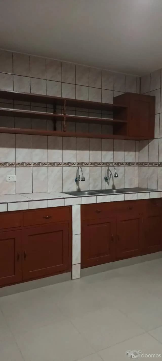 Alquilo Casa en Tingo María (primer piso) — foto 5