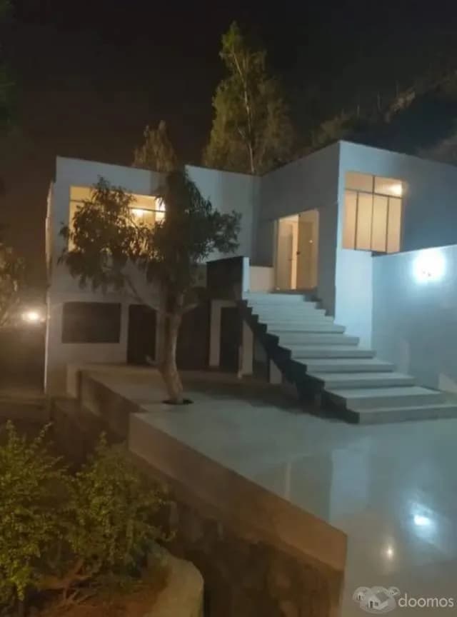 Se alquila casa en la Planicie - La Molina — foto 1