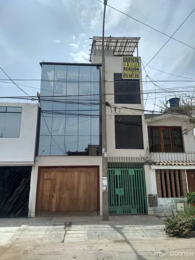VENTA DE CASA EN COMAS 150 MIL DOLARES (3 PISOS Y AZOTEA) — foto 1