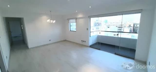 HERMOSO Departamento "cerca al Malecón Cisneros" - Miraflores — foto 1