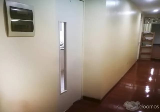 Departamento amoblado con cochera propia — foto 3