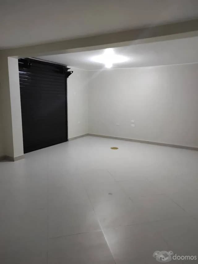 Alquilo Local Comercial Av Izaguirre Cuadra 9 - Los Olivos — foto 2