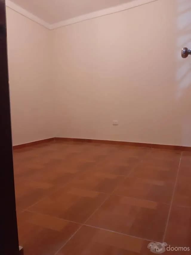 VENTA O ALQUILER DE DEPARTAMENTO CERCADO DE LIMA MESA REDONDAD — foto 4