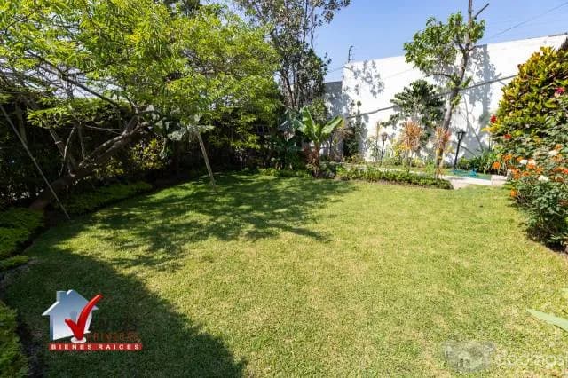 VENTA DE CASA COMO TERRENO EN LOS ALAMOS DE MONTERRICO, SURCO — foto 3