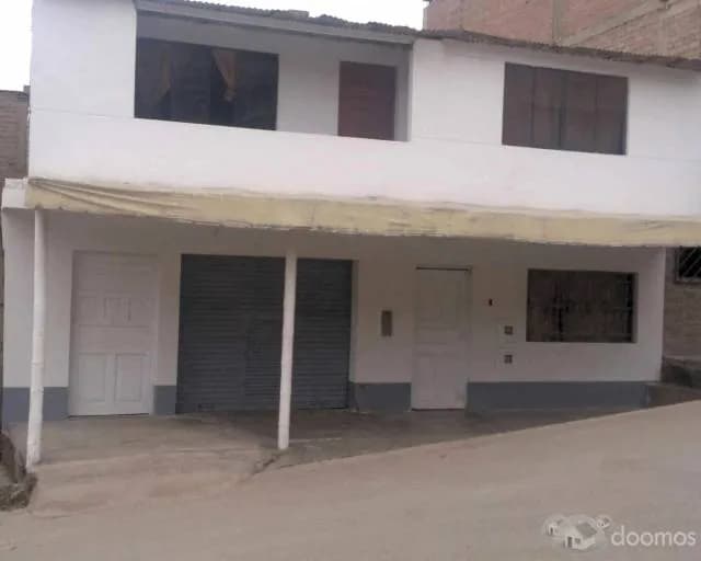 CASA VENTA FRENTE A LOSA SAN MARTÍN — foto 3