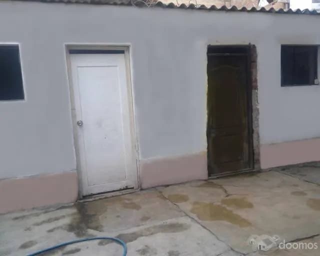 CASA VENTA FRENTE A LOSA SAN MARTÍN — foto 6