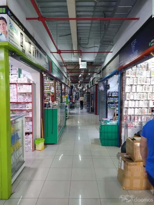Oportunidad venta de Local N° 2135 en Centro Comercial Malvinas Plaza. — foto 2