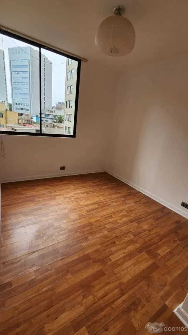 DEPARTAMENTO EN MIRAFLORES 3 HAB. 1 GARAGE — foto 2