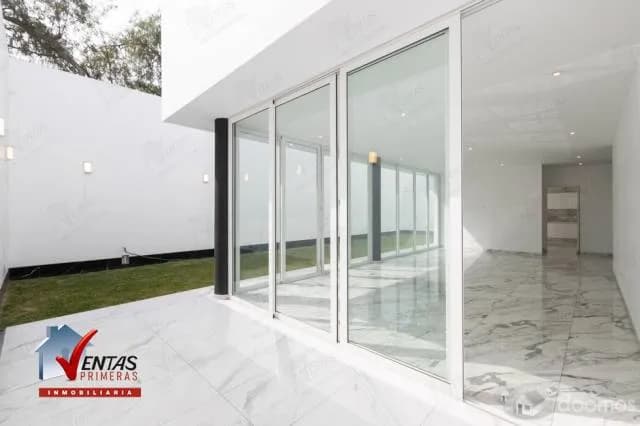 VENTA CASA DE ESTRENO EN EL SOL DE LA MOLINA 2DA ETAPA — foto 4