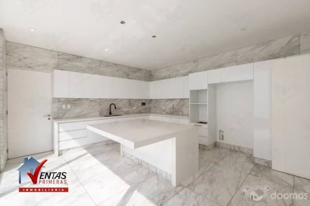 VENTA CASA DE ESTRENO EN EL SOL DE LA MOLINA 2DA ETAPA — foto 5