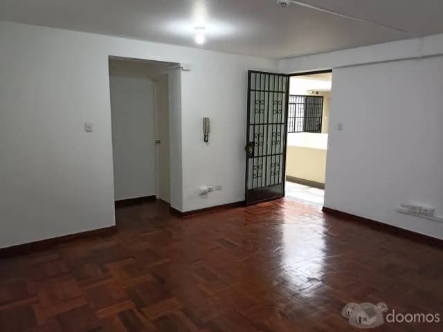 Oficina de 3 ambientes en el Barrio Médico, Surquillo — foto 1