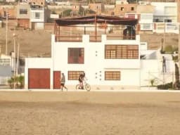 CASA EN PUNTA ROCAS - CONDOMINIO PRIVADO - COMO TERRENO
