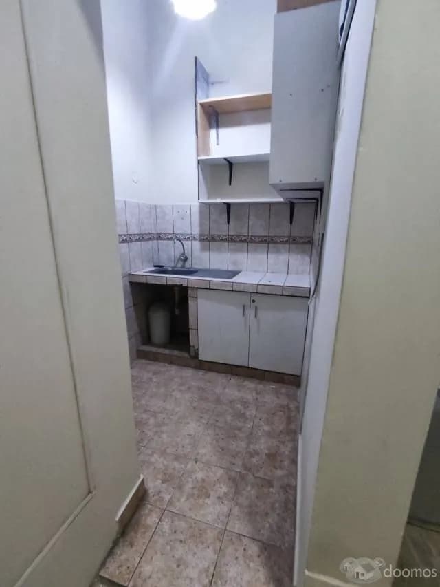 Se alquila para empresa u oficina — foto 4