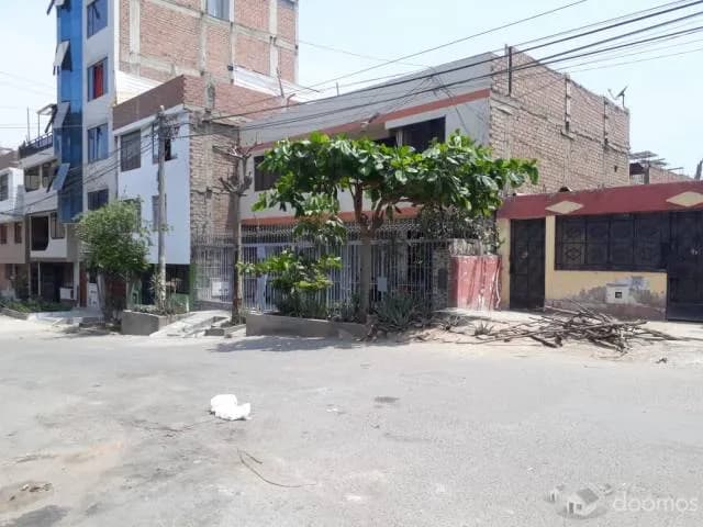 Venta de casa como terreno en San Juan de Lurigancho — foto 4