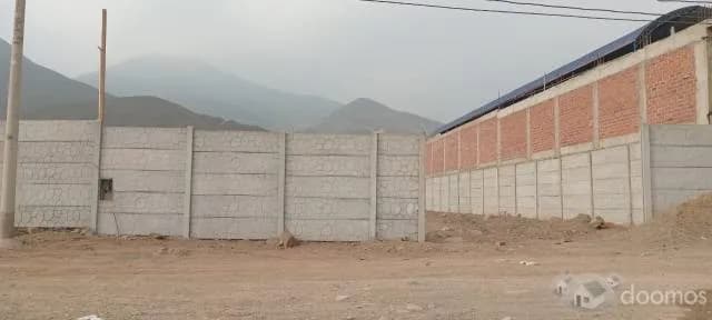 Terreno industrial 1173m2 USD/240 000  · Disponible — foto 6