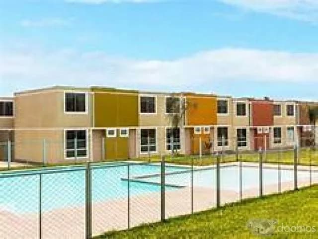 VENTA DE CASA DE DOS PISOS DENTRO DE CONDOMONIO CASAS DEL VALLE — foto 1
