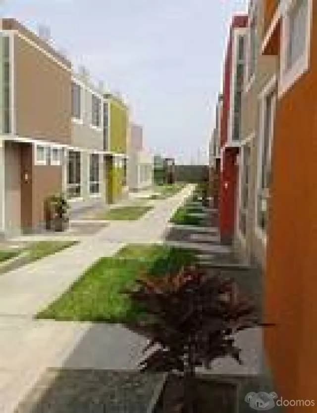 VENTA DE CASA DE DOS PISOS DENTRO DE CONDOMONIO CASAS DEL VALLE — foto 2