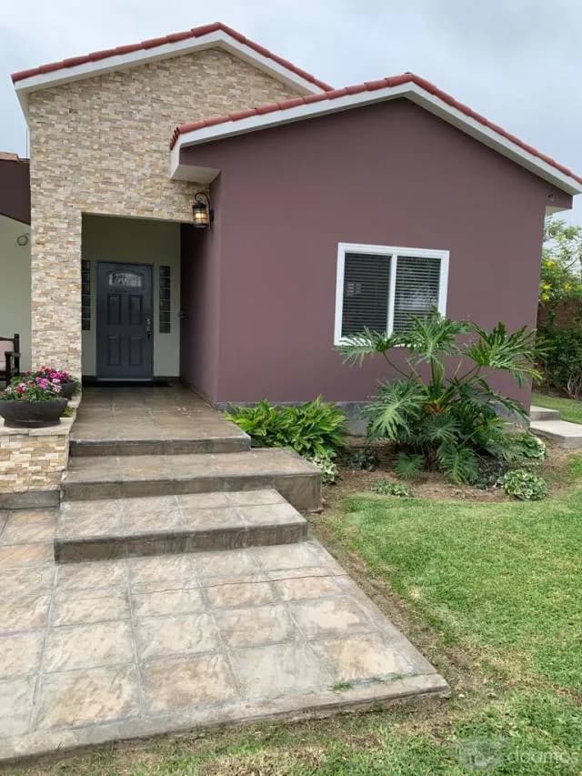 SE ALQUILA CASA  AMOBLADA Y EQUIPADA EN SUNAMPE- CHINCHA — foto 1