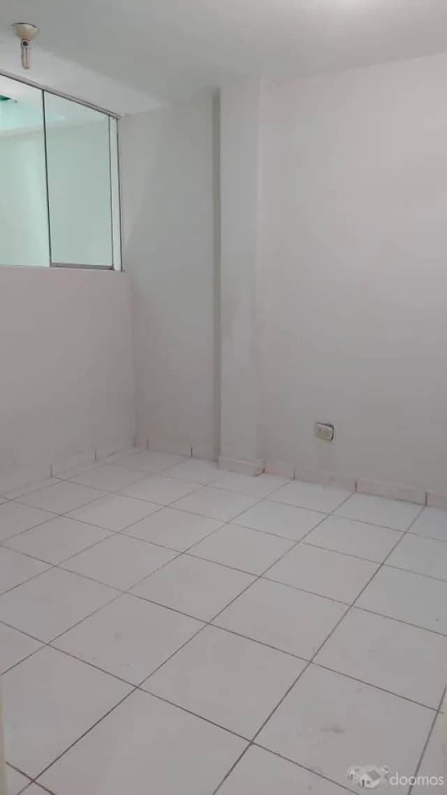 Venta de Casa Monte de los olivos - entre cantacallao y los alisos — foto 4