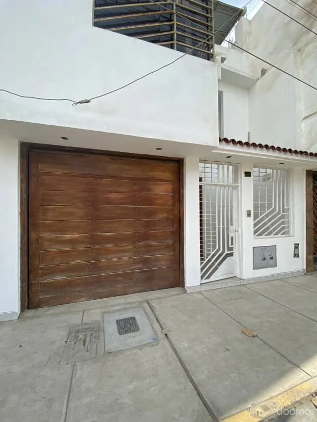 SE VENDE CASA DE 3 PISOS EN CHINCHA DE 127 M2 — foto 2