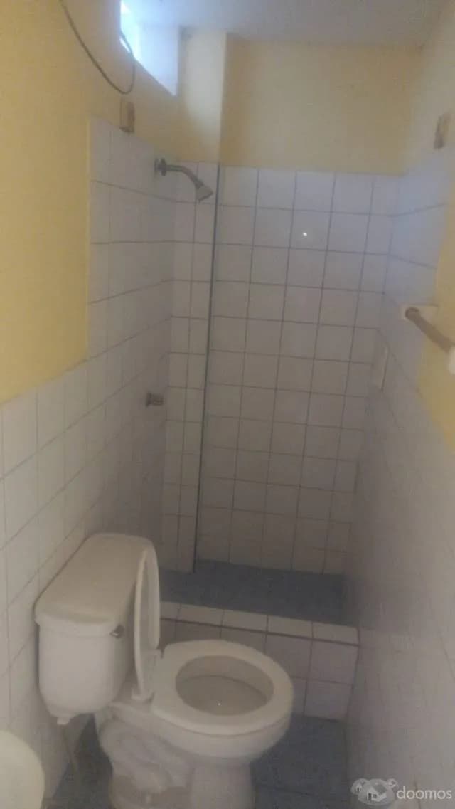 SE ALQUILA CUARTO CON BAÑO PRIVADO EN LOS OLIVOS — foto 4