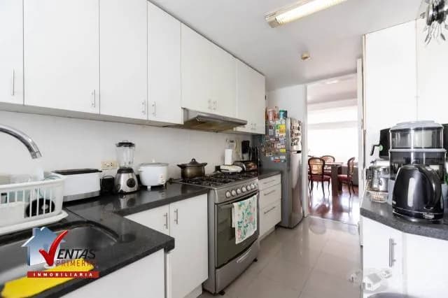 VENTA DPARTAMENTO DUPLEX EN ESQUINA EN SURCO CON VISTA A CASUARINAS — foto 9
