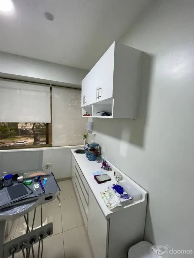 Alquiler consultorio dental equipado — foto 4
