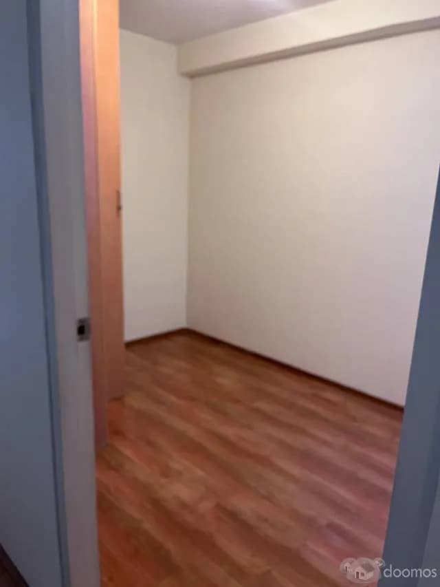 ALQUILER DE DEPARTAMENTO FRENTE A PARQUE — foto 8