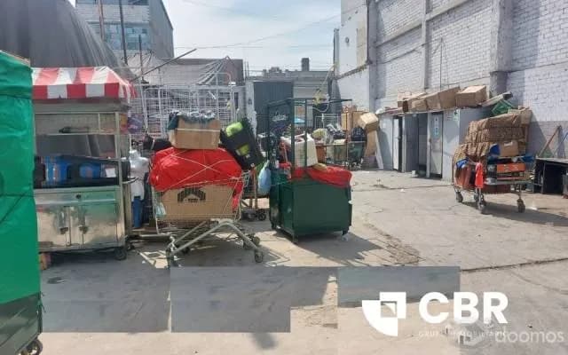 VENTA LOCAL Y/O TERRENO EN CERCADO DE LIMA — foto 3