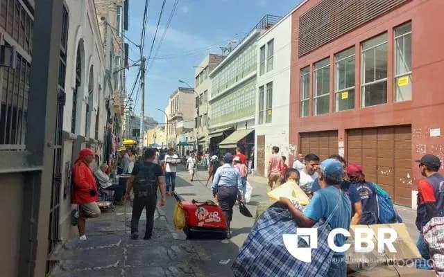 VENTA LOCAL Y/O TERRENO EN CERCADO DE LIMA — foto 8