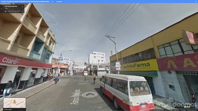 CASA COMERCIAL Y AVENIDA PRINCIPAL DE LA CIUDAD DE TACNA — foto 1