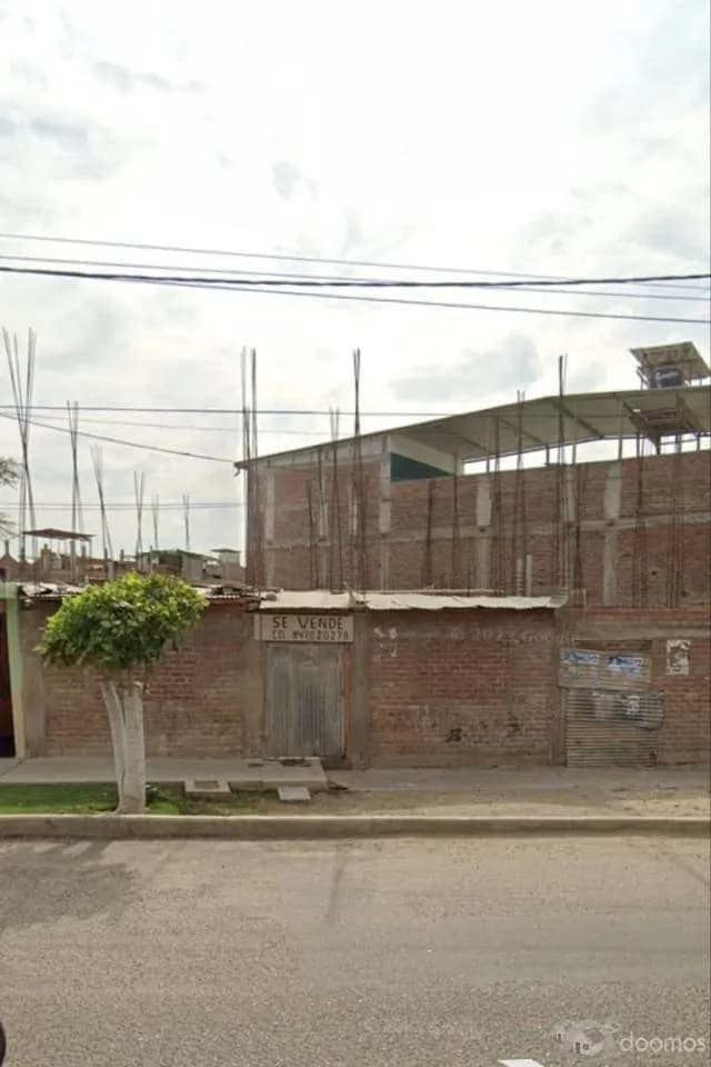 VENTA DE CASA EN ZONA CENTRICA DE SULLANA — foto 1