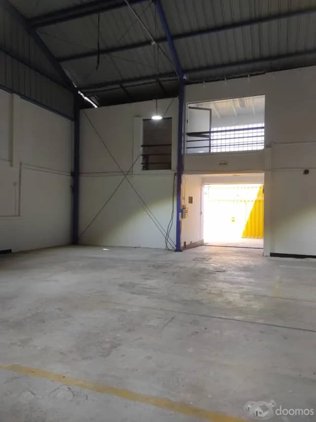 Alquiler de local industrial 500 m2 zonificacion I2 — foto 3