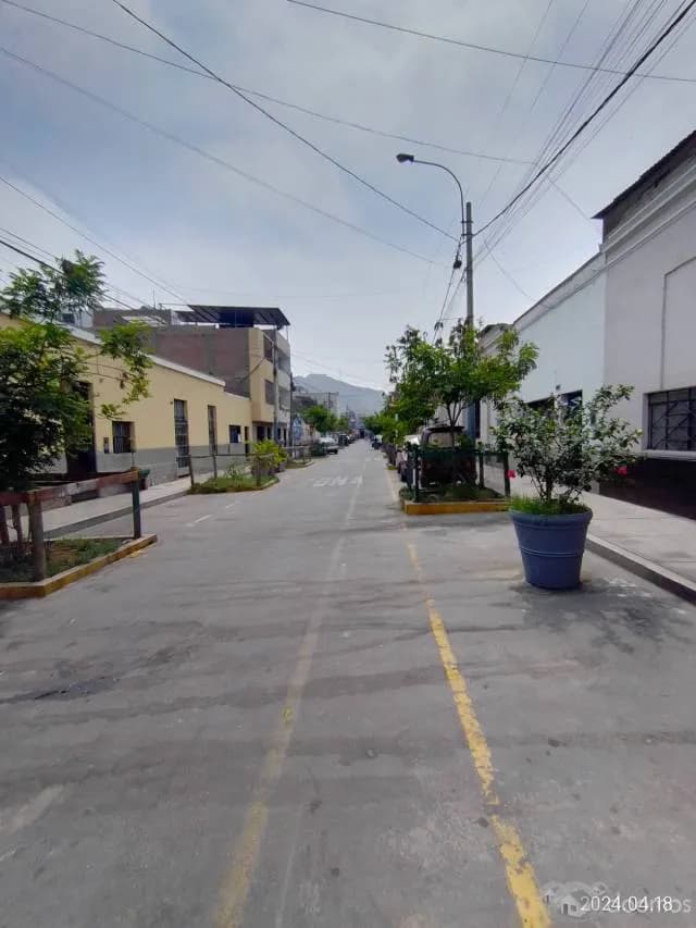 VENDO CASA EN BARRIOS ALTOS, ALT. 13 DEL JIRON ANCASH — foto 2
