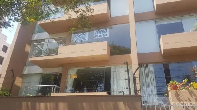 Miraflores Lima Vendo departamento tres dormitorios — foto 1