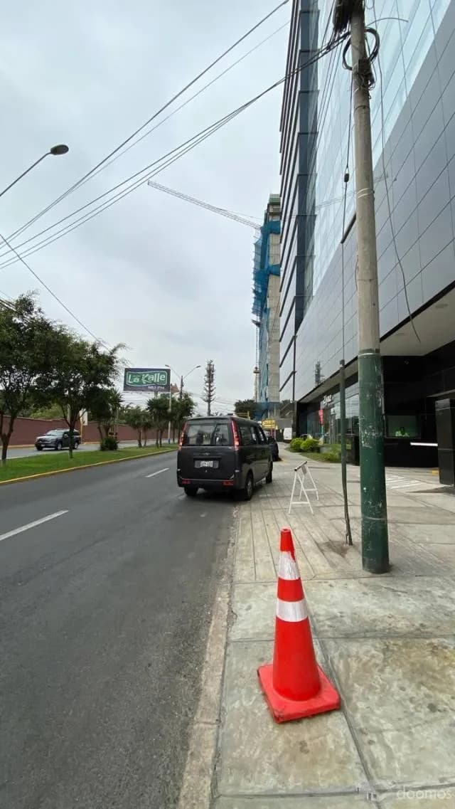 Se Vende Departamento en Av. Manuel Olguin – Surco — foto 8