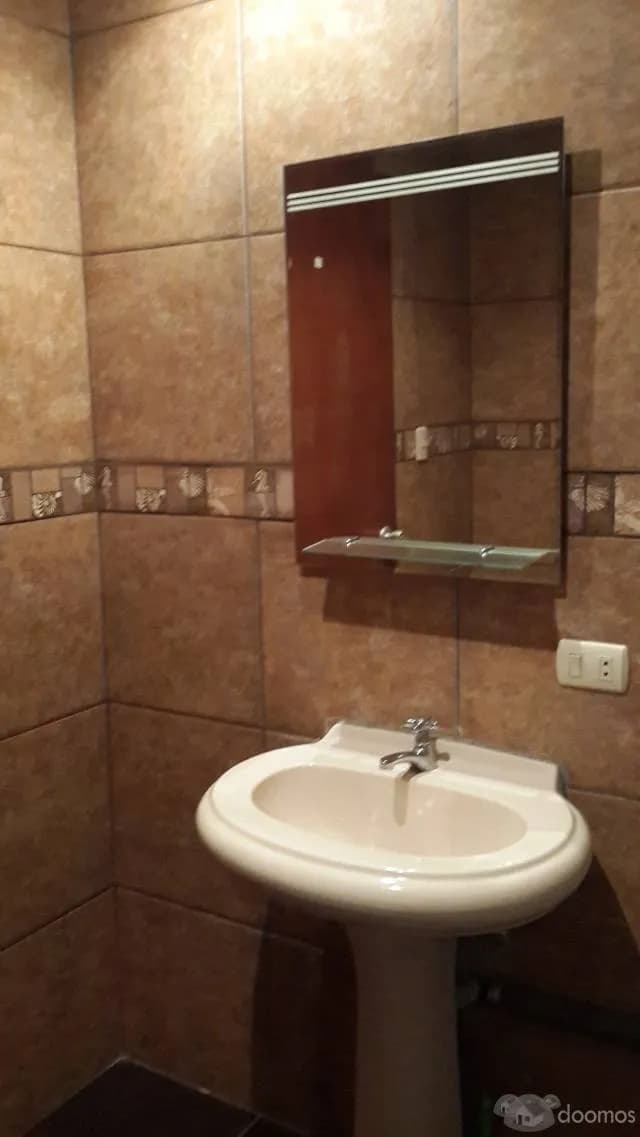 ACOGEDORA Y FUNCIONAL HABITACION — foto 5